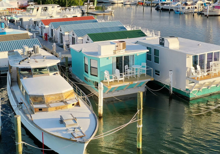 Houseboat Vacation Rentals in The Florida Keys Mangrove Marina